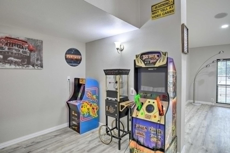 Room 3, Collins Family-friendly Texas Home With Private Pool, Dallas