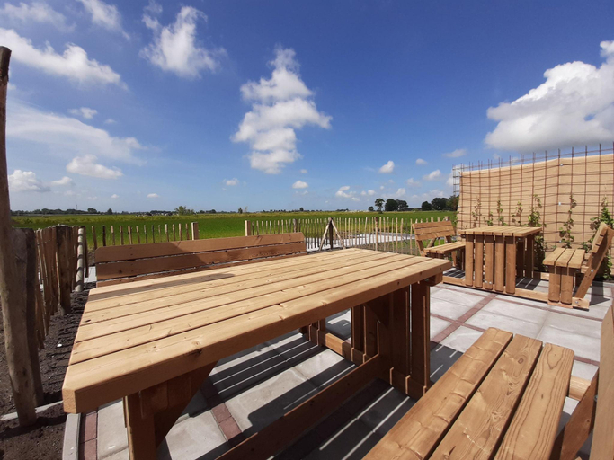 Others 4, Frisian Country Villa with E-Bikes, Littenseradiel