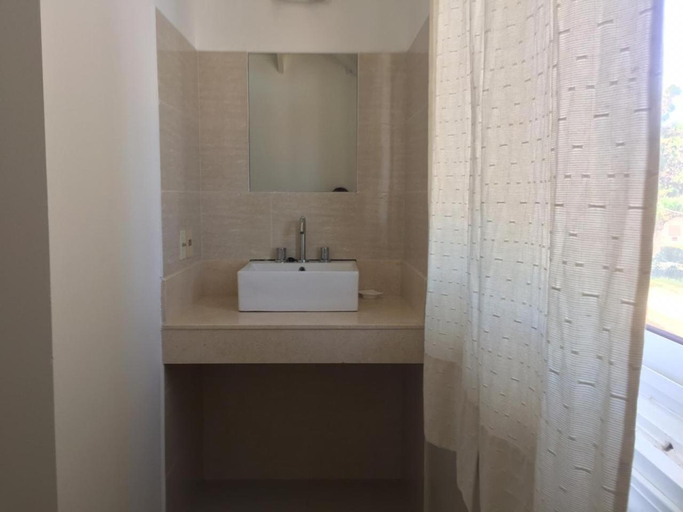 Bathroom 4, Apart & Hotel Neptuno, Pinamar