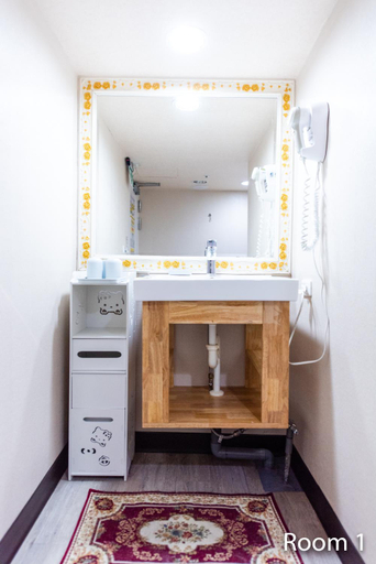 Bathroom, Gwawa Hotel, Kaohsiung