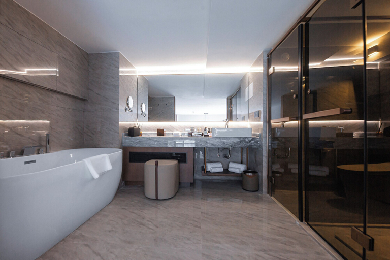 Bathroom 4, Wyndham Dalian Jinpu, Dalian