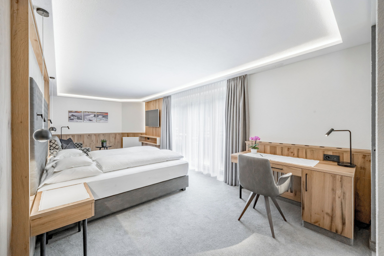 Bedroom 3, Gourmet & Wine Hotel Austria 4s, Imst