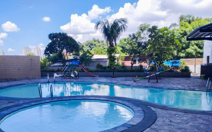 Sport & Beauty, Good Place 1BR at Menara Kebon Jeruk Apartment, West Jakarta