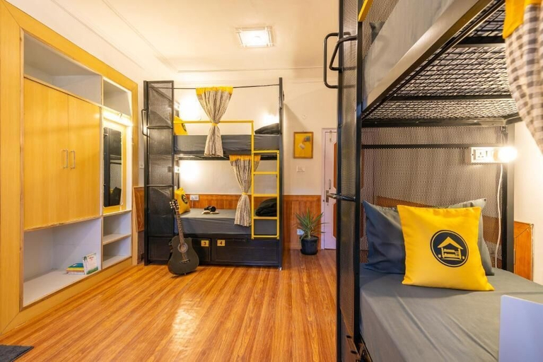 Bedroom 4, The Hosteller Narkanda, Shimla