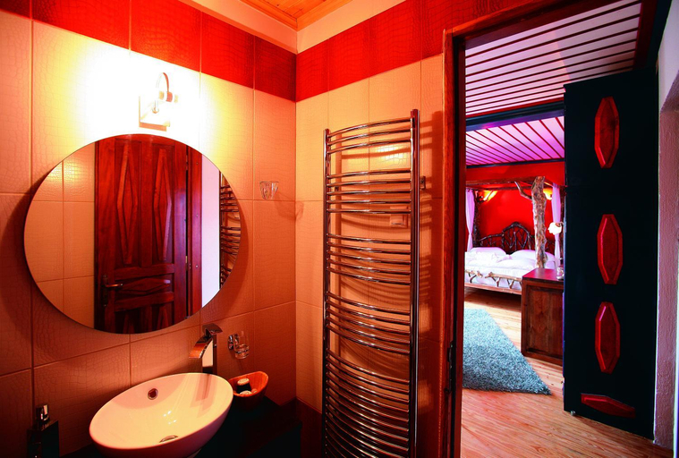 Bathroom 3, Kalliopi, Epirus
