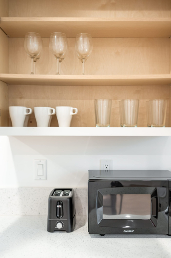 Room 4, Cozy Modern Stay in Alhambra 30plus Days Welcome, Los Angeles