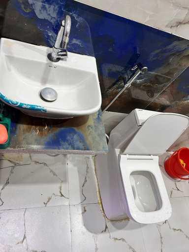 Bathroom 4, Anirudhha Home Stay, Ujjain