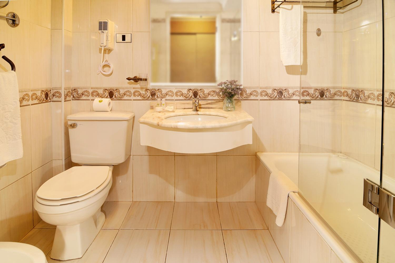 Bathroom 5, Hotel Gran Palace, Santiago