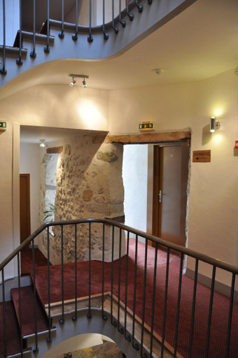 Public Area 2, Hôtel de la Couronne, Savoie