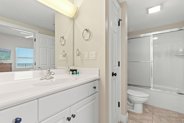 Bathroom, Treasure Island Unit 2011: Sunset Sands, 2 Bed/2 Bath Retreat Sleeps 8!, Bay