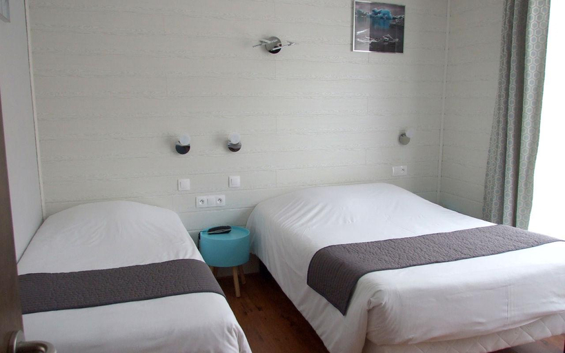Bedroom 3, Hotel L'occitan, Tarn