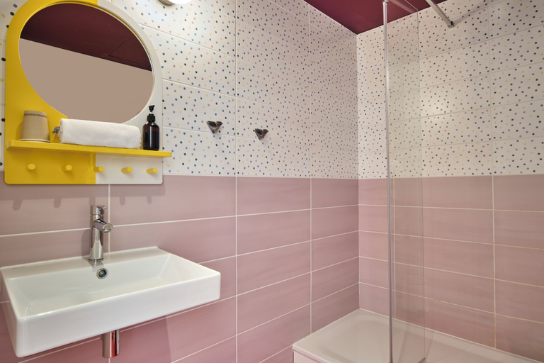 Bathroom 5, The Originals City, Hôtel Artyster, Le Mans Centre, Sarthe