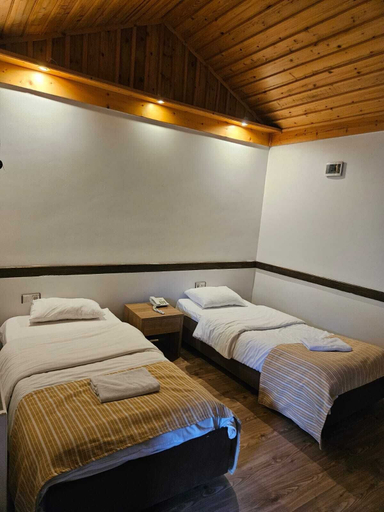 Bedroom 5, DEĞİRMENBAŞI OTEL & RESTORAN, Gölcük
