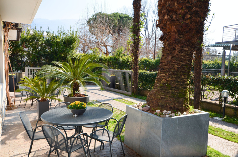 Food & Drinks 3, Villa Phoenix, Trento
