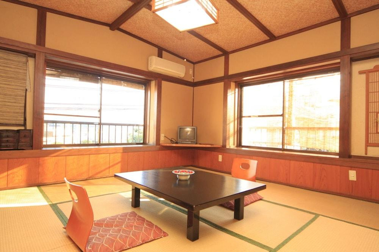Others 3, Ryokan Miyukiya, Beppu