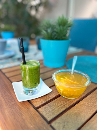 Food & Drinks, Le Mas de Bertagne studio kitchenette terrasse piscine, Bouches-du-Rhône