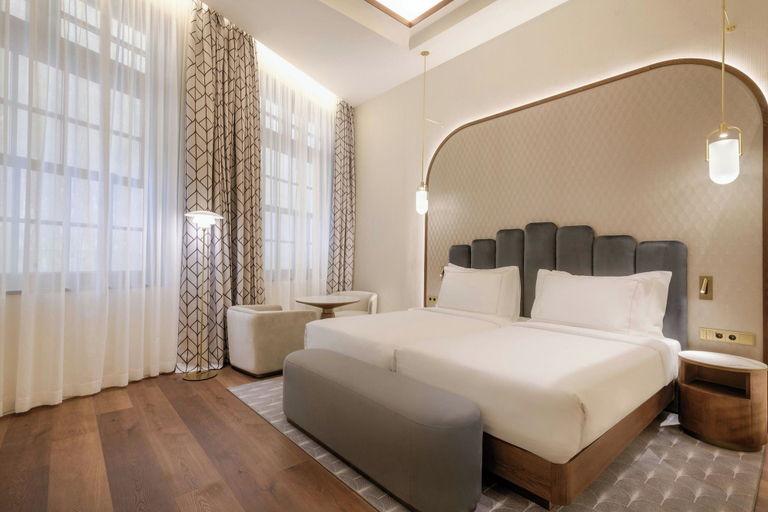 Bedroom 2, Grand Hotel Centenari, Valencia, Autograph Collection, Valencia