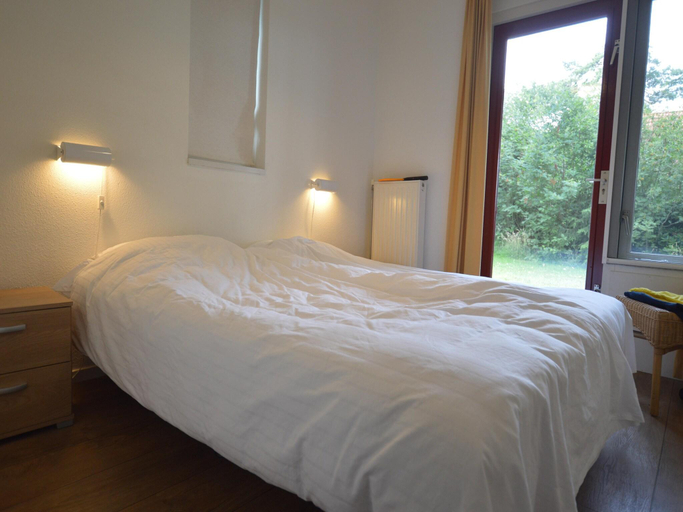 Bedroom 2, Restful Holiday Home in Lemele, Ommen