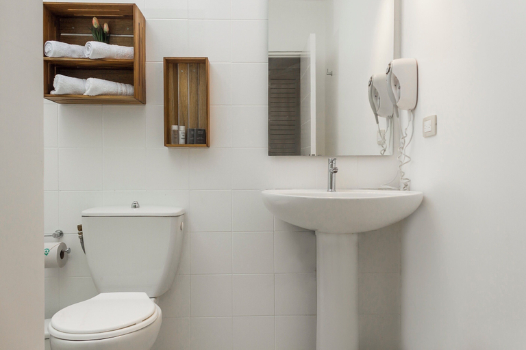 Bathroom, Hotel LD Palm Beach, Antolín del Campo