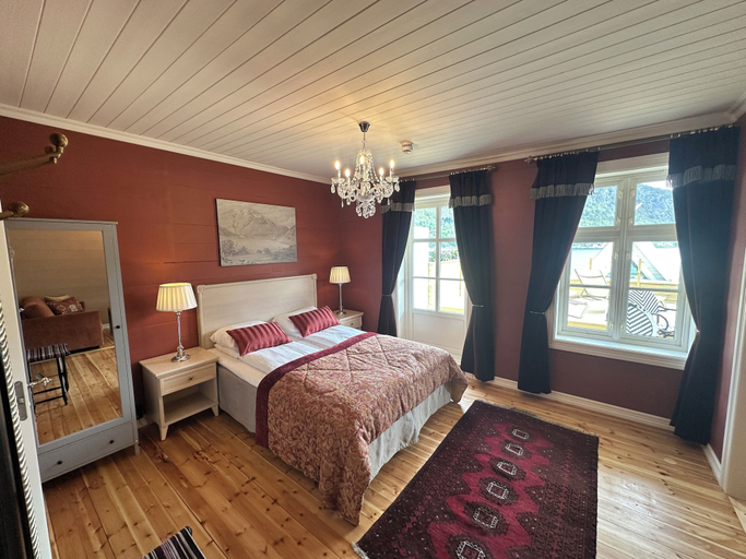 Bedroom 2, Hofslund Fjord Hotel, Sogndal