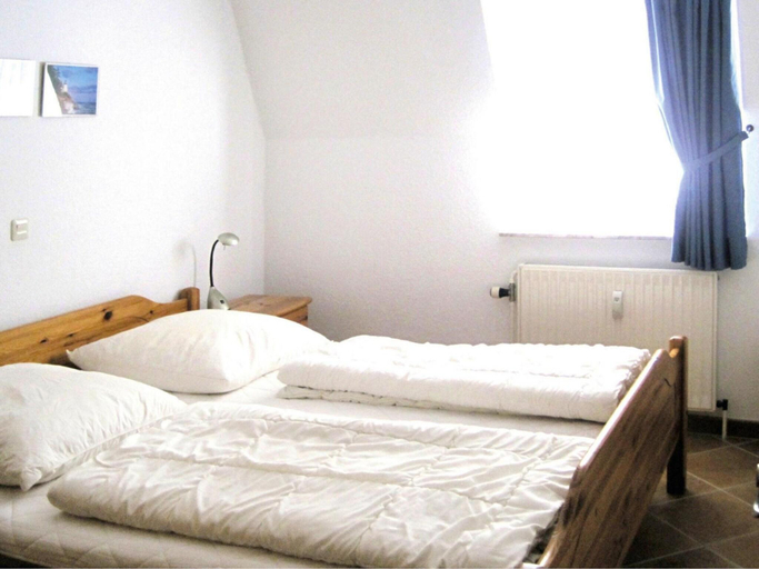 Bedroom 2, Appartementhaus Jann-Berghaus, Norderney, Aurich