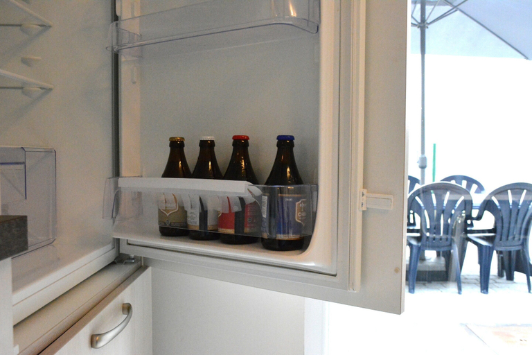Food & Drinks 5, Vintage Holiday Home in Couvin near River, Namur