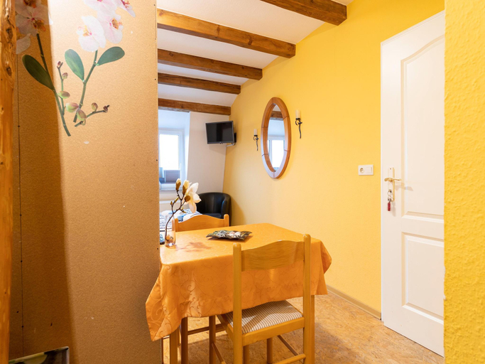 Others 5, Wohnung in Grundshagen mit Gartensitzplatz, Nordwestmecklenburg