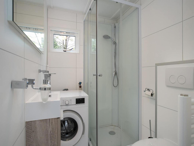 Bathroom, Home in the dancing forest, Barneveld