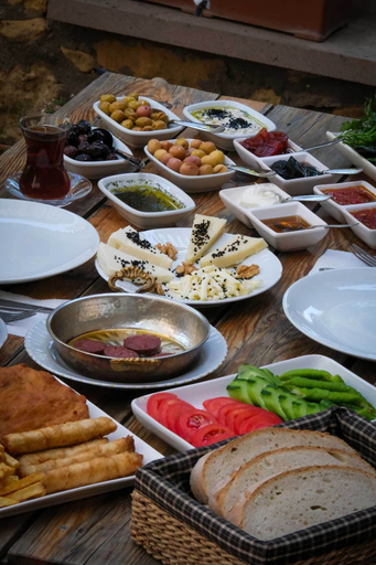 Food & Drinks, İda Lythos, Ayvacık