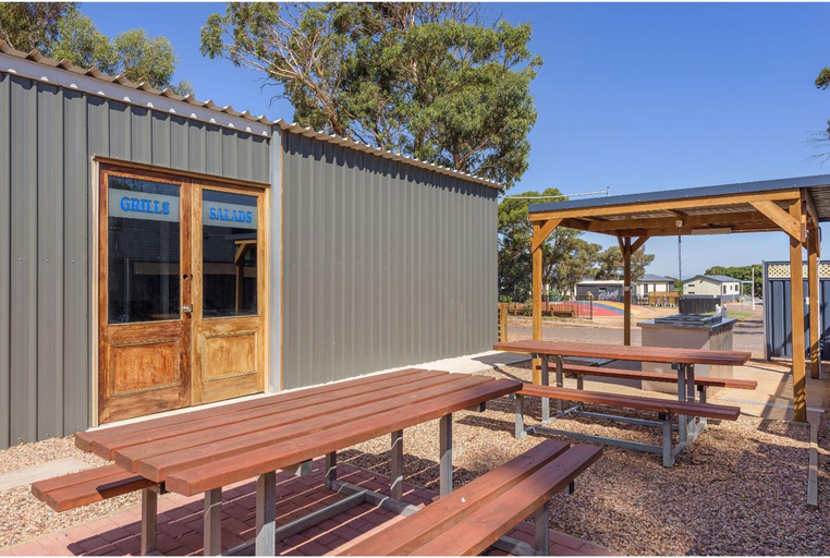 Others 5, Discovery Parks - Whyalla Foreshore, Unincorp. Whyalla