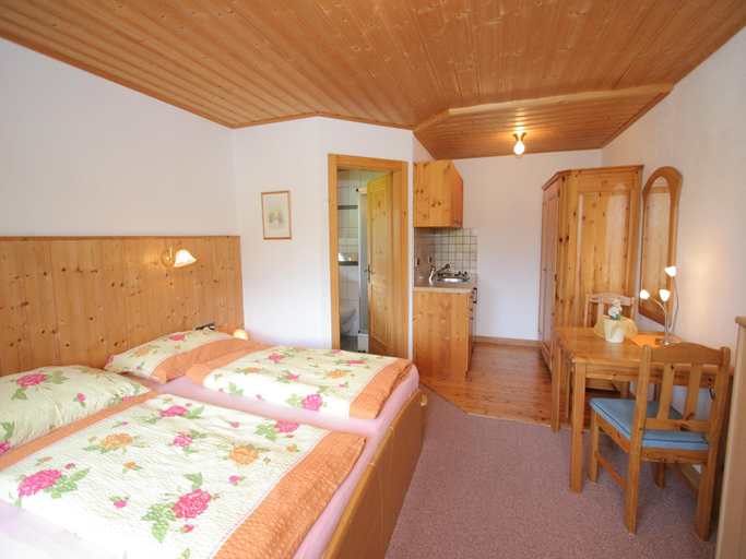 Bedroom 2, Sauna Apartment in Schladming, Liezen