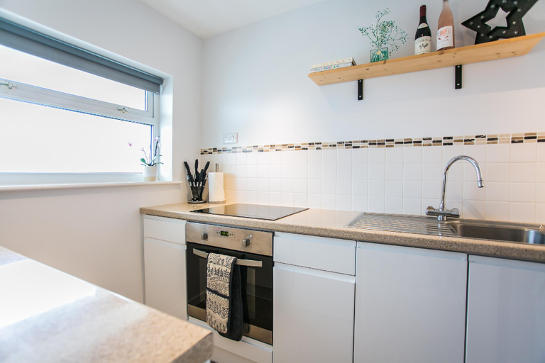 Others 5, Blissview - Beach front apartment in East Wittering Village, West Sussex