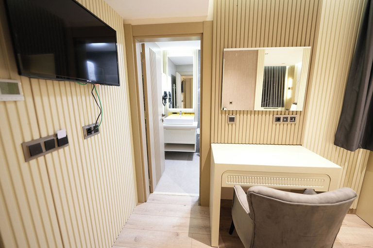 Bathroom 5, Assyria Hotel, Midyat