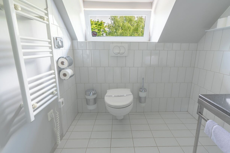 Bathroom 5, Das Schreder Hotel, München