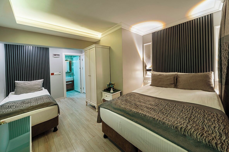 Bedroom 4, Beyazit Palace Hotel, Fatih