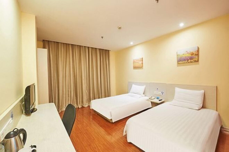 Bedroom 3, HanTing Hotel (Shanghai Daning Music Plaza Xindian), Shanghai