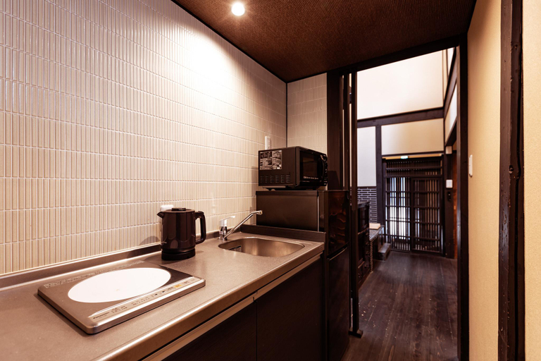 Bathroom 4, Suzu Tenjinmachi, Kyoto