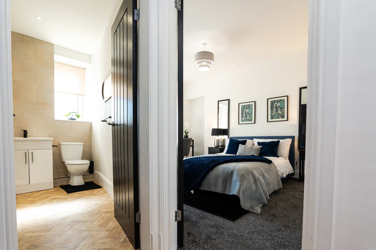 Room 4, 2 Bedroom Apartment-free Parking, Scottish Borders