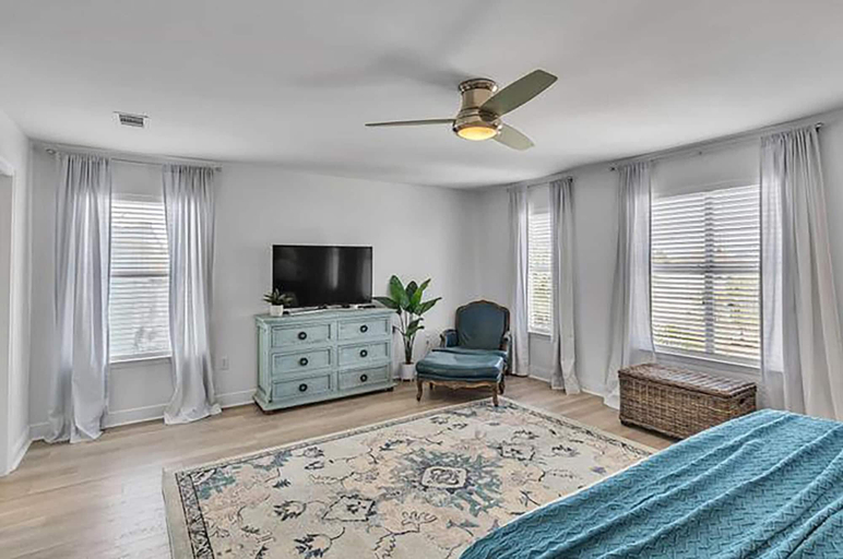 Bedroom 3, Jack Chasin' Birdies, Okaloosa