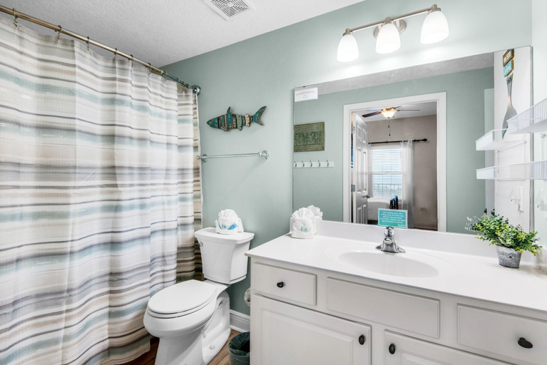Bathroom 5, Ariel Dunes I 1609, Walton
