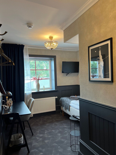 Others 5, Centralhotellet Tierp, Tierp
