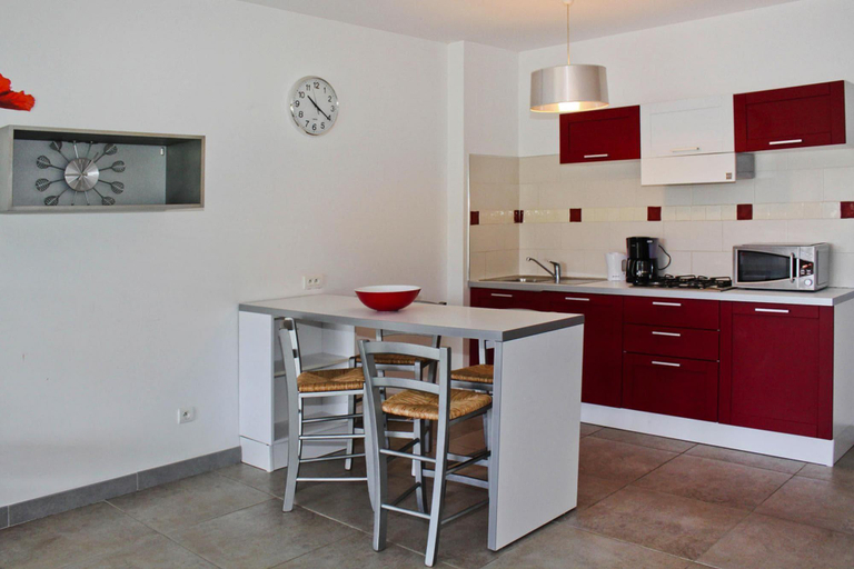 4, Apartment in Corsica near Sandy Beach, Haute-Corse