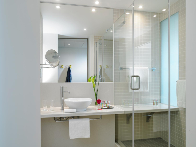 Bathroom 3, The Gibson Hotel An Ascend Hotel Collection Member, Dublin