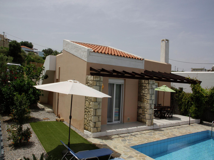 Others 3, Villa in Loutra with Pool near Rethymno, Crete