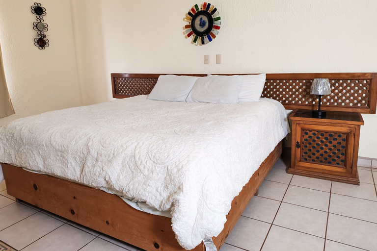 Bedroom 3, The Halfwaiy Inn, Ensenada