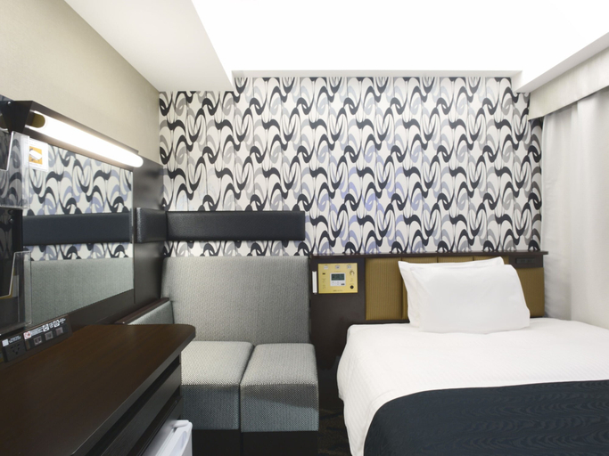 Bedroom 27