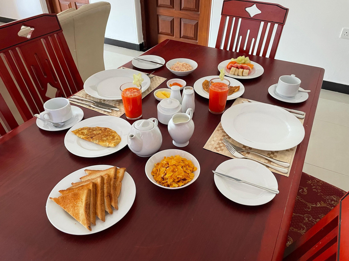 Food & Drinks 5, BlissFam Villa & Hostel, Negombo