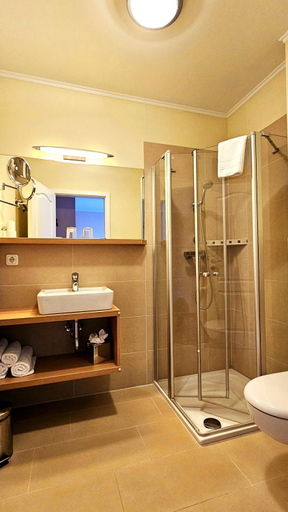 Bathroom 2, Hotel Godewind, Vorpommern-Rügen