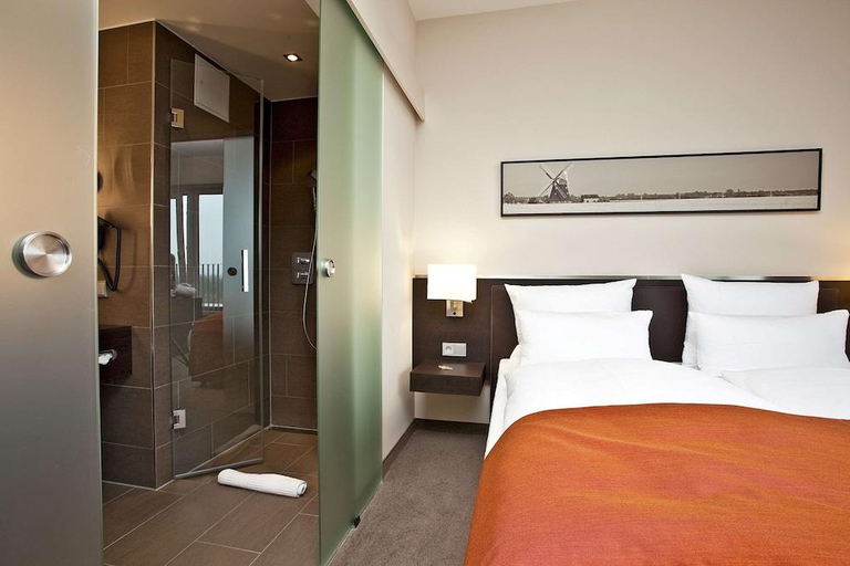Bedroom 2, Atlantic Hotel Luebeck, Lübeck