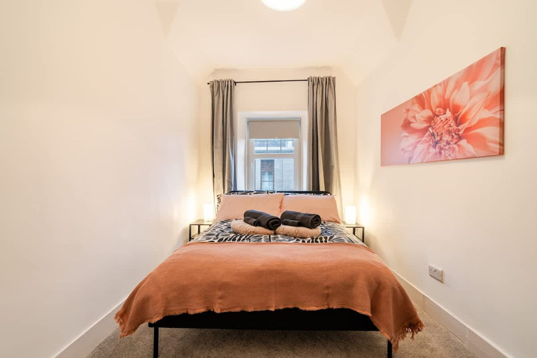 Room 3, 1 Bed Flat - City Centre, Aberdeen